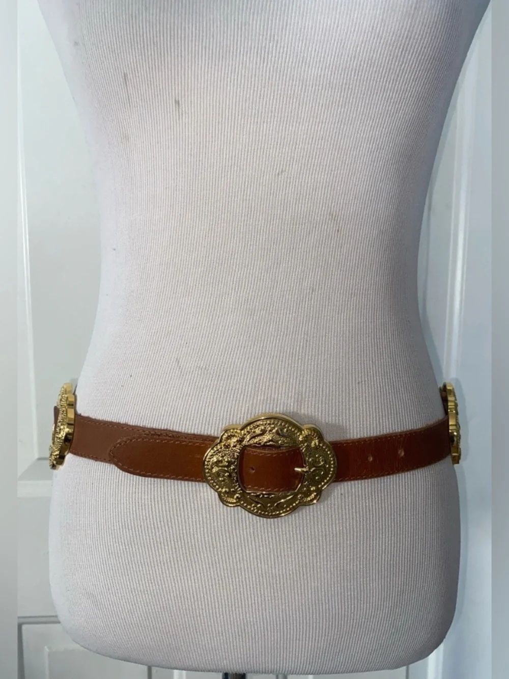 Vintage Accessory Lady Brown Leather Belt W/ Ornate Gold Buckles Substantial  L